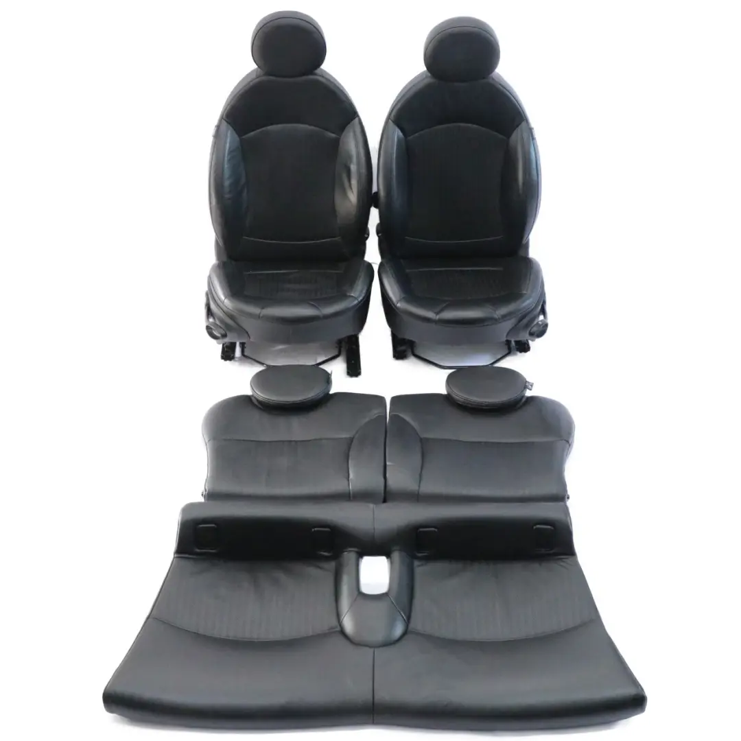 Komplet Foteli Przód Tył Skóra Czarna Grzane do Mini Cooper One R56 Sport o numerze R56 Sports Full Leather Black Seats Mini Cooper One R56 Sport Komplet Foteli Przód Tył Skóra Czarna Grzane - SKU R56 Sports Full Leather Black Seats - Numer Części R56 Sports Full Leather Black Seats