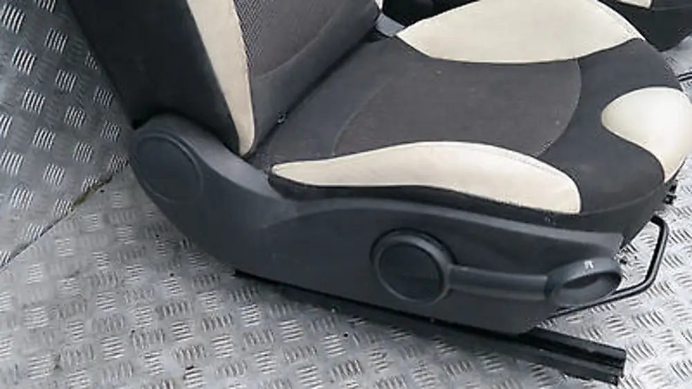 Half Leather Cream White Interior Seats Airbag to BMW Mini Cooper One Sports with Part number R56 BMW Mini Cooper One Sports Half Leather Cream White Interior Seats Airbag - SKU R56 Sports Half Leather Cream White Seats - Part number R56