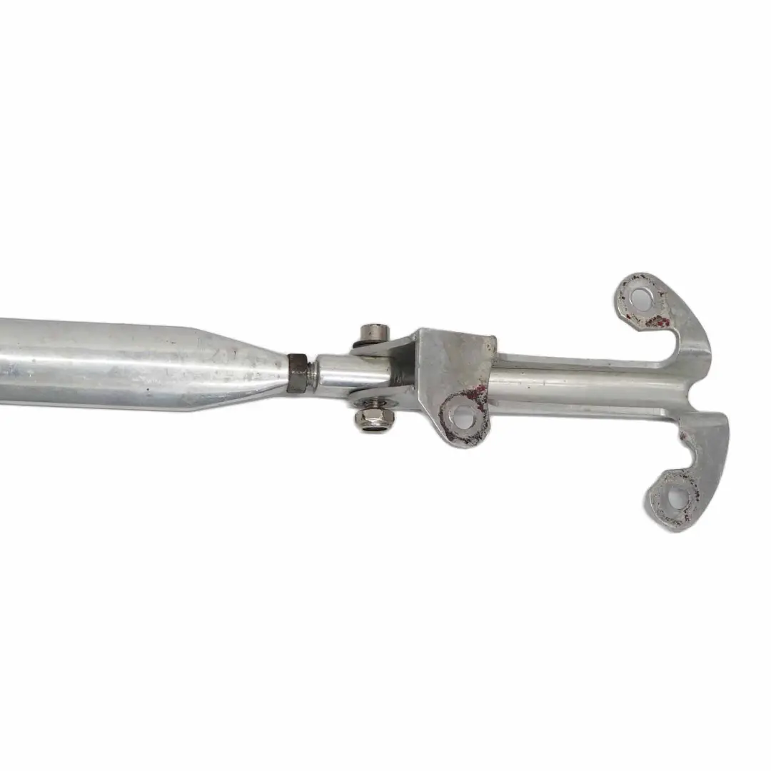 Antirapprochement Attachments Compartiment Moteur pour Mini R56 à propos du numéro de pièce R56 Strut Brace Mini R56 Antirapprochement Attachments Compartiment Moteur - SKU R56 Strut Brace - Numéro de pièce R56 Strut Brace