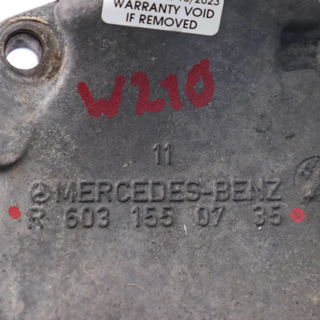 Mercedes W901 W903 OM602 Łapa Alternatora Silnika - SKU R6031550735 - Numer Części R6031550735