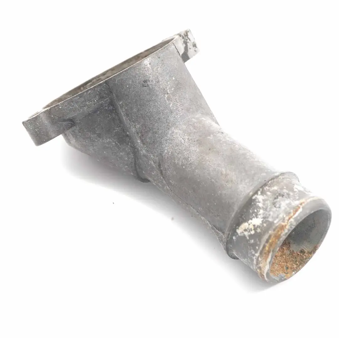 W903 Sprinter Alloggiamento termostato refrigerante Flangia per Mercedes con numero di parte R6032030474 Mercedes W903 Sprinter Alloggiamento termostato refrigerante Flangia - SKU R6032030474 - Numero di parte R6032030474