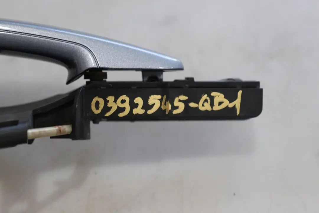 BMW 1 Series 1 E81 E87 Complete Grab Handle Front Left N/S Quartz Blau Blue - SKU rhd-0392545-QB1 - Part number 392545