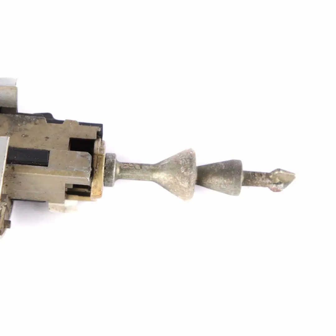 Handle Cylinder Cover Front Right Catch Lock Titansilber Silver 354 to BMW E90 E91 with Part number 7162428 BMW E90 E91 Handle Cylinder Cover Front Right Catch Lock Titansilber Silver 354 - SKU rhd-0399168-TS - Part number 7162428