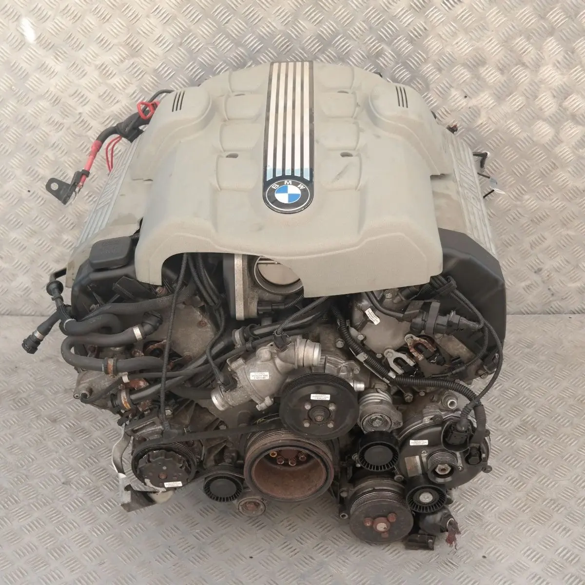 BMW E65 E66 Motor Completo 735i N62 N62B36A 272HP con 124 000 km, GARANTÍA