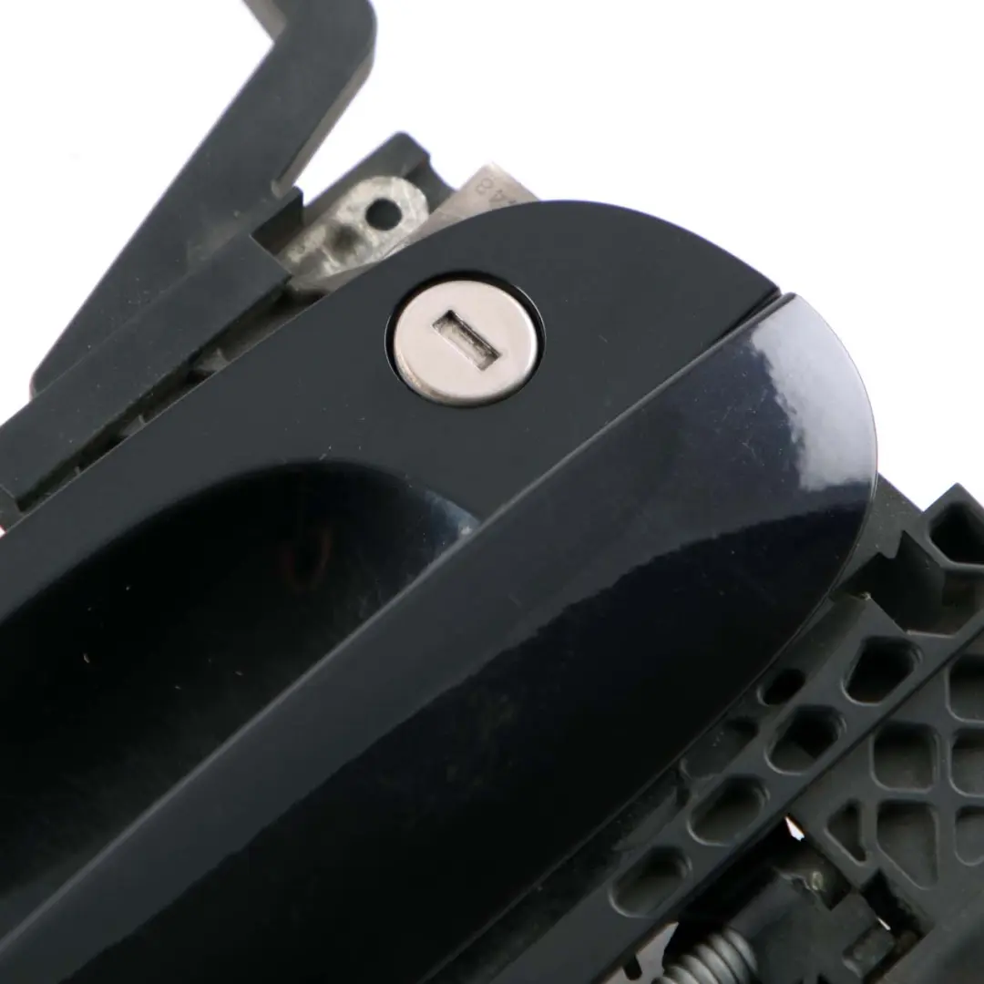 Outer Door Opener Right Grab Handle O/S Carbonschwarz Black to BMW Z4 E85 Cabrio with Part number 0435502 BMW Z4 E85 Cabrio Outer Door Opener Right Grab Handle O/S Carbonschwarz Black - SKU rhd-0435502-CAR - Part number 0435502