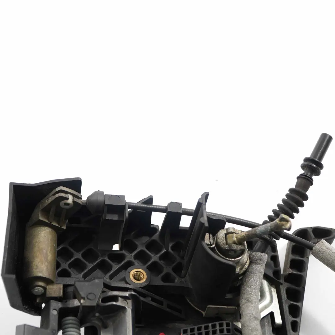 Door Handle BMW Z4 E85 Cabrio Outer Opener Right Grab O/S Stratus Pearl 440 to with Part number 0435502 Door Handle BMW Z4 E85 Cabrio Outer Opener Right Grab O/S Stratus Pearl 440 - SKU rhd-0435502-SRT - Part number 0435502