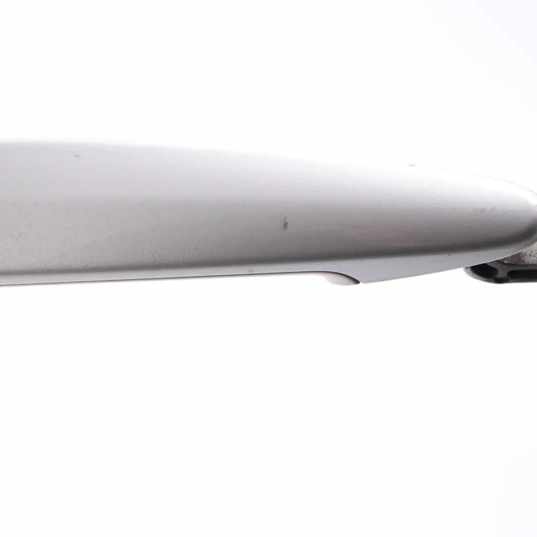 Door Grab Handle Rear Right O/S Exterior Titansilber Silver Metallic 354 to BMW E87 with Part number 0445180 BMW E87 Door Grab Handle Rear Right O/S Exterior Titansilber Silver Metallic 354 - SKU rhd-0445180-TS2 - Part number 0445180