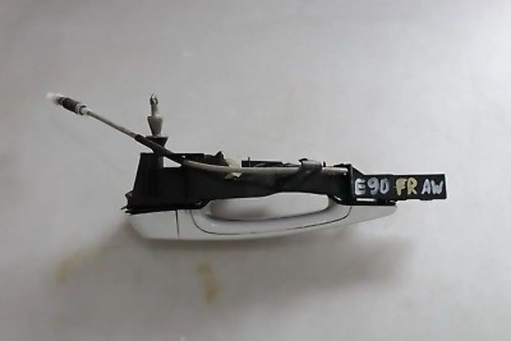 Front Right Complete Grab Handle O/S Alpinweiss III Alpine White to BMW 3 E90 E91 with Part number 445182 BMW 3 E90 E91 Front Right Complete Grab Handle O/S Alpinweiss III Alpine White - SKU rhd-0445182-AW - Part number 445182