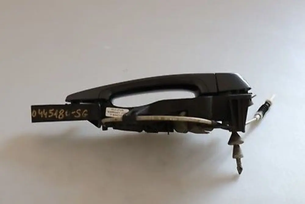 Complete Front Right Grab Handle O/S Sparkling Graphite to BMW 3 Series E90 E91 with Part number 445184 BMW 3 Series E90 E91 Complete Front Right Grab Handle O/S Sparkling Graphite - SKU rhd-0445184-SG - Part number 445184