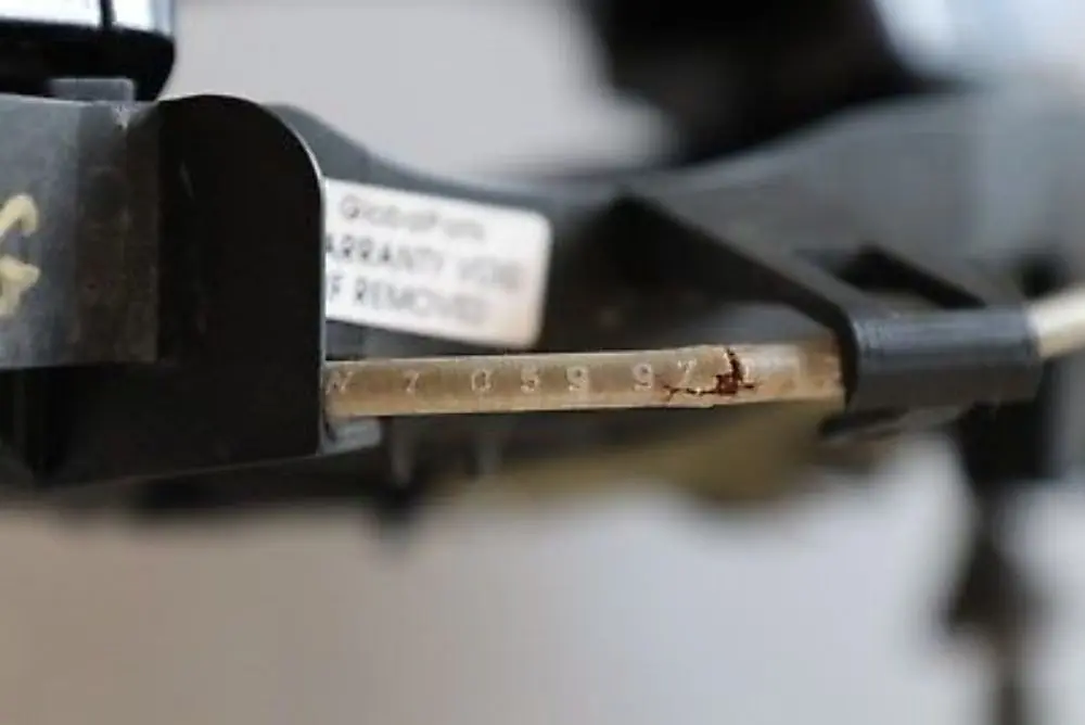 Complete Front Right Grab Handle O/S Sparkling Graphite to BMW 3 Series E90 E91 with Part number 445184 BMW 3 Series E90 E91 Complete Front Right Grab Handle O/S Sparkling Graphite - SKU rhd-0445184-SG - Part number 445184