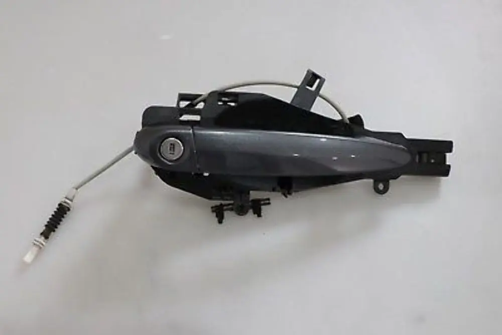 Complete Front Right Grab Handle O/S Sparkling Graphite to BMW 3 Series E90 E91 with Part number 445184 BMW 3 Series E90 E91 Complete Front Right Grab Handle O/S Sparkling Graphite - SKU rhd-0445184-SG1 - Part number 445184