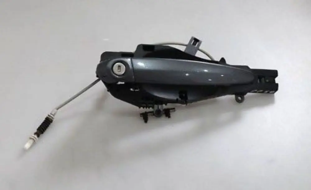 Complete Front Right Grab Handle O/S Sparkling Graphite to BMW 3 Series E90 E91 with Part number 445184 BMW 3 Series E90 E91 Complete Front Right Grab Handle O/S Sparkling Graphite - SKU rhd-0445184-SG1 - Part number 445184