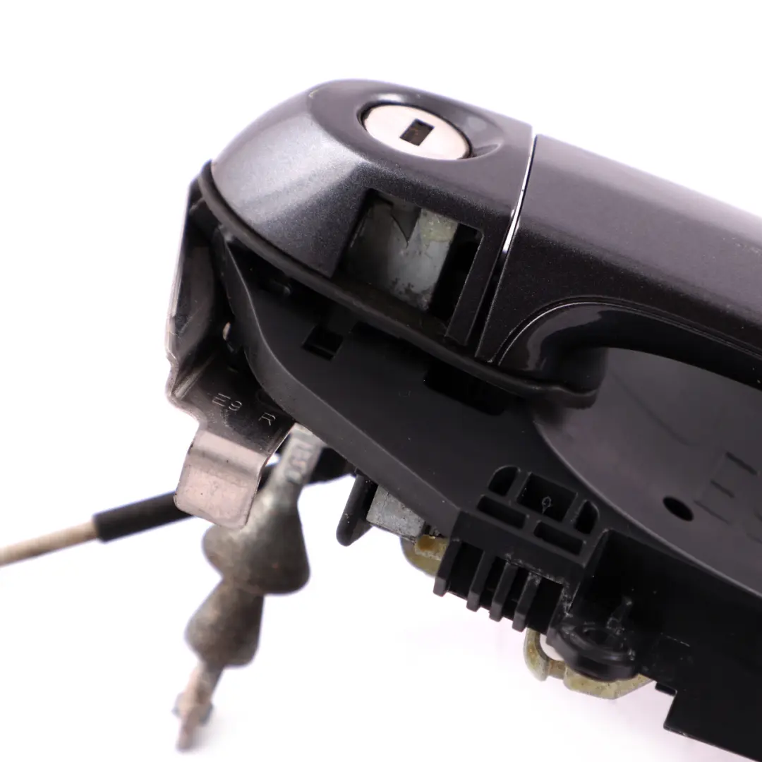 Complete Front Right Grab Handle O/S Sparkling Graphite A22 to BMW 3 E90 E91 with Part number 445184 BMW 3 E90 E91 Complete Front Right Grab Handle O/S Sparkling Graphite A22 - SKU rhd-0445184-SG2 - Part number 445184