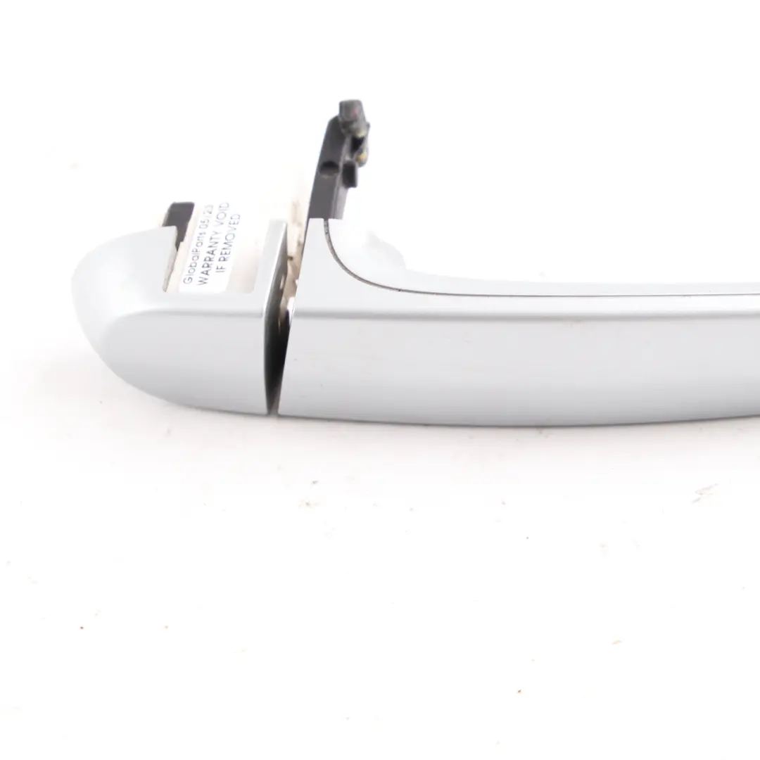 Grab Handle BMW F30 F31 Door Front Left N/S Glacier Silver A83 to with Part number 0445185 Grab Handle BMW F30 F31 Door Front Left N/S Glacier Silver A83 - SKU rhd-0445185-GSB - Part number 0445185