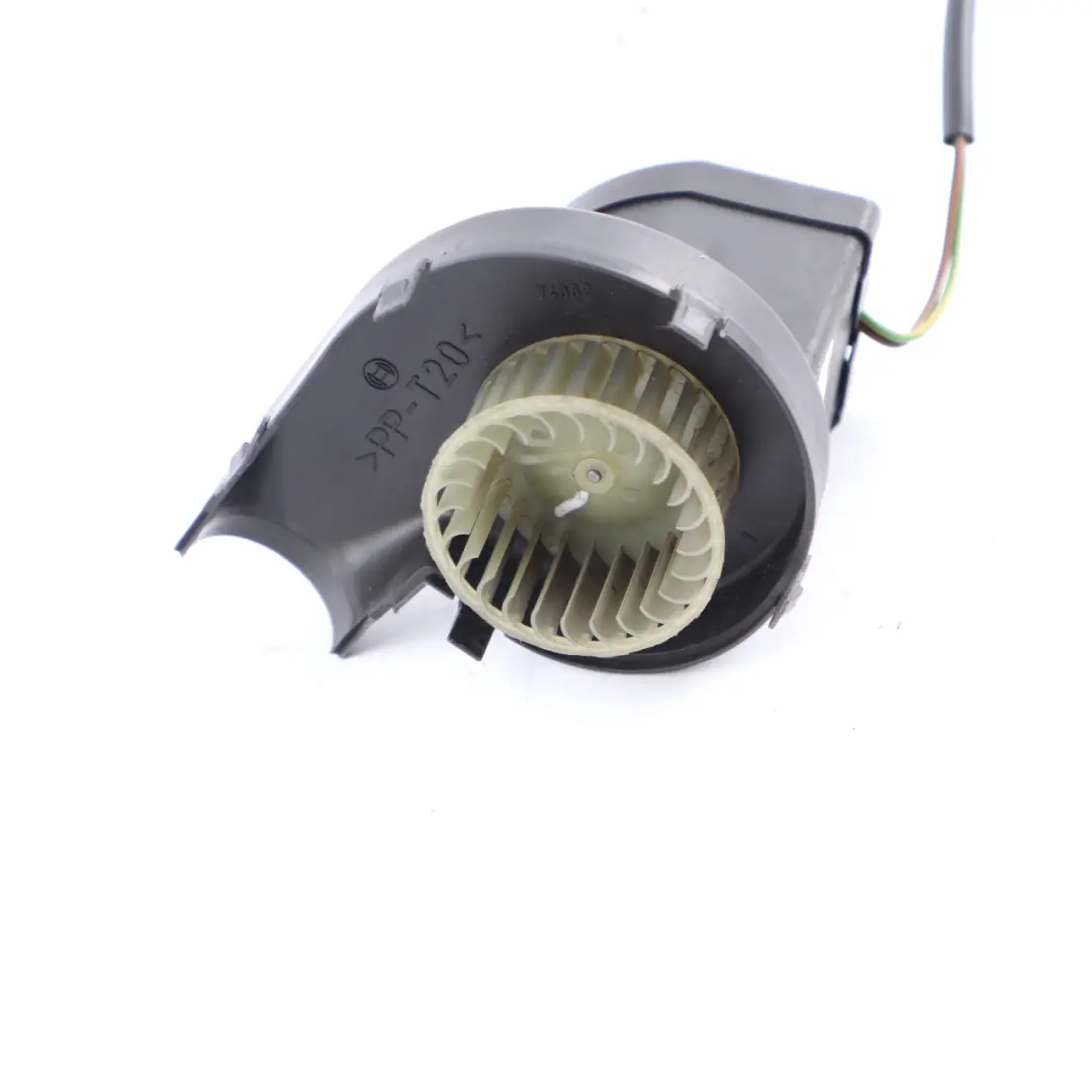 E-Box Fan Blower Motor Housing to BMW E60 E61 E65 X3 E83 X5 E53 E70 Z4 E85 with Part number 1438062 BMW E60 E61 E65 X3 E83 X5 E53 E70 Z4 E85 E-Box Fan Blower Motor Housing - SKU rhd-1438062-1 - Part number 1438062