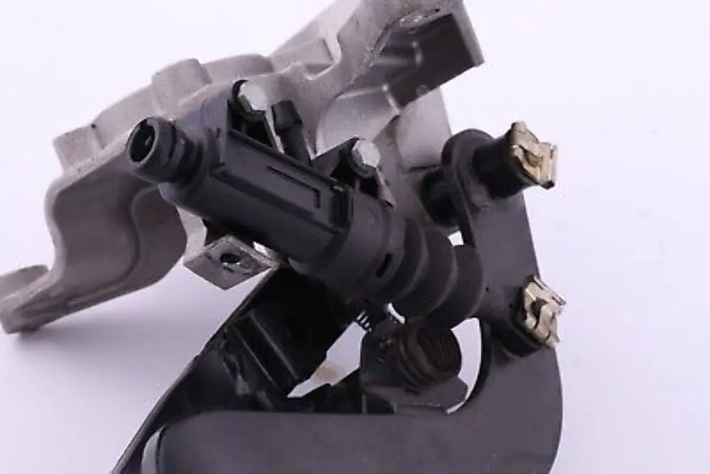 Brake Clutch Pedal Assembly to BMW MINI COOPER ONE R50 R52 R53 with Part number 1512223 BMW MINI COOPER ONE R50 R52 R53 Brake Clutch Pedal Assembly - SKU rhd-1512223 - Part number 1512223