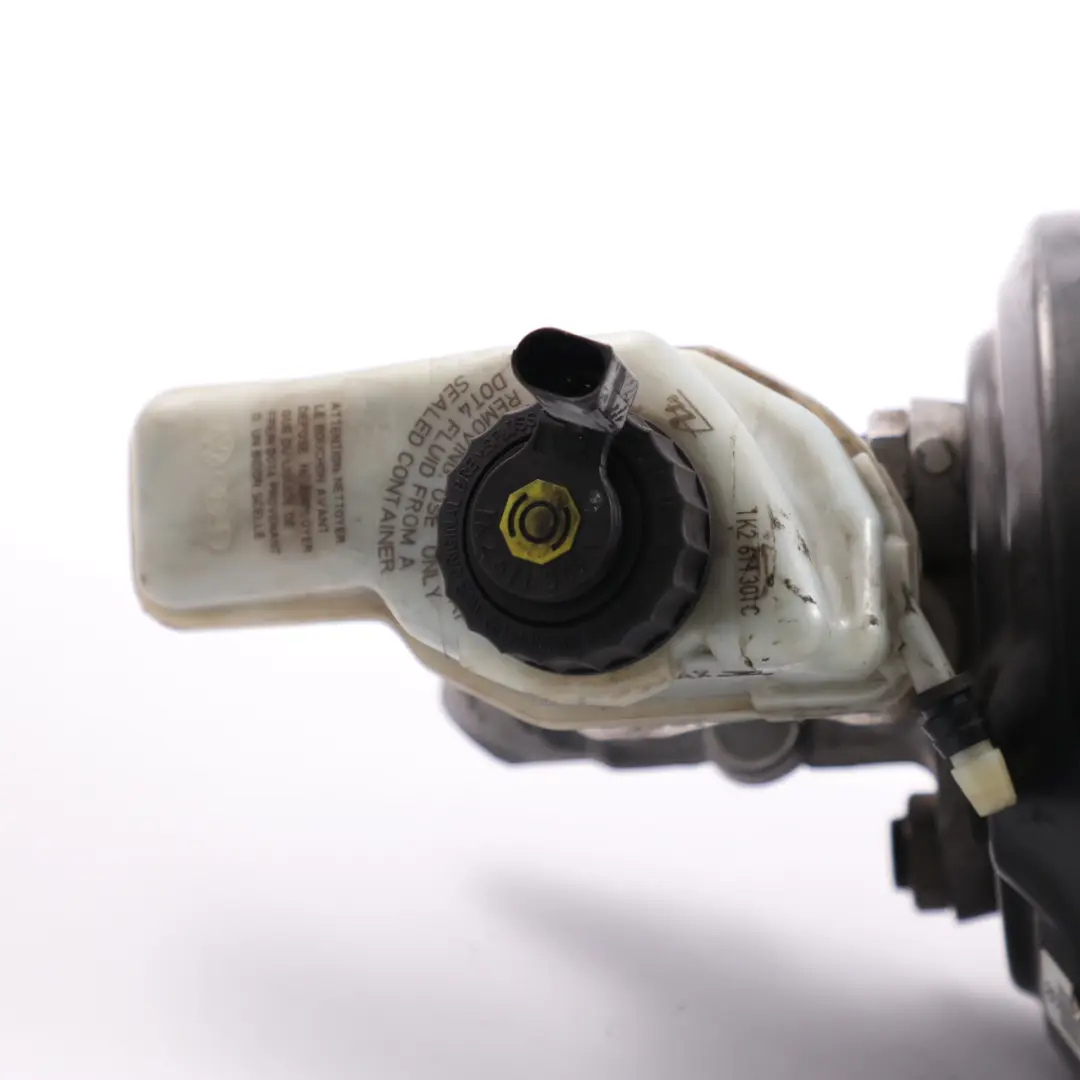 Brake Servo Booster Master Cylinder Unit to Audi A3 8P with Part number 1K2614105AR Audi A3 8P Brake Servo Booster Master Cylinder Unit - SKU rhd-1K2614105AR - Part number 1K2614105AR
