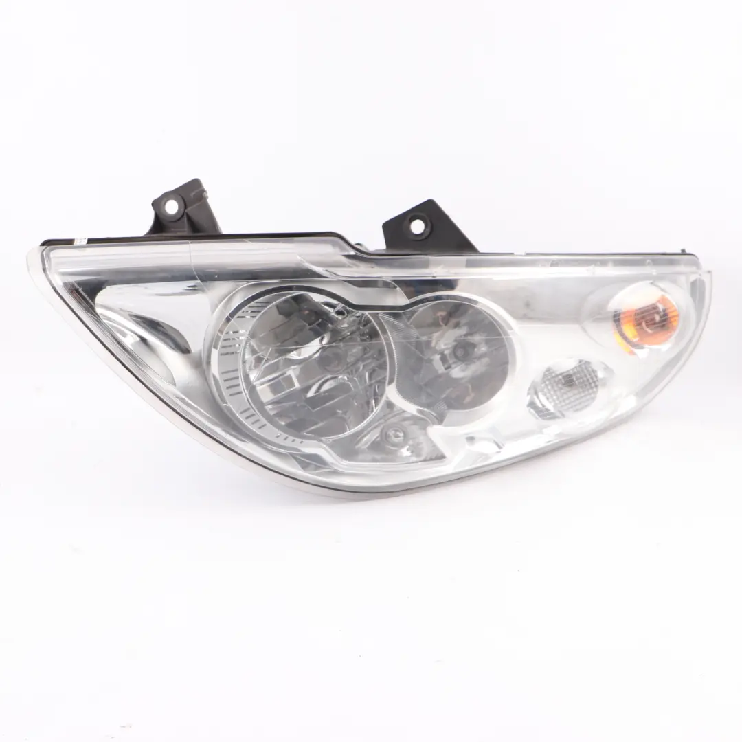 Headlight Lamp Front Left N/S to Renault Master 3 Vauxhall Movano B with Part number 260600050R Renault Master 3 Vauxhall Movano B Headlight Lamp Front Left N/S - SKU rhd-260600050R - Part number 260600050R
