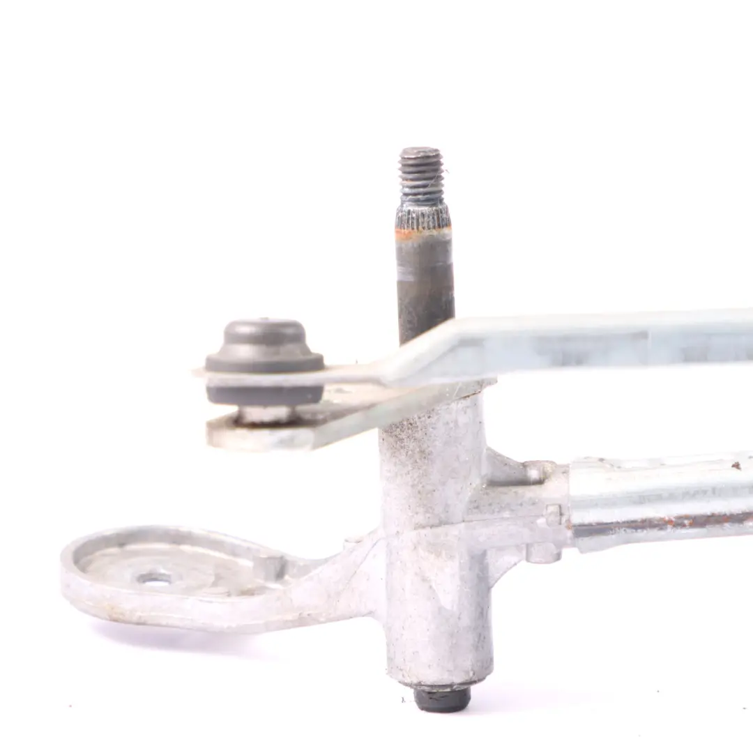 Windscreen Front Wiper Linkage System Mechanism Motor Drive to BMW G30 G31 with Part number 2709190 BMW G30 G31 Windscreen Front Wiper Linkage System Mechanism Motor Drive - SKU rhd-2709190 - Part number 2709190