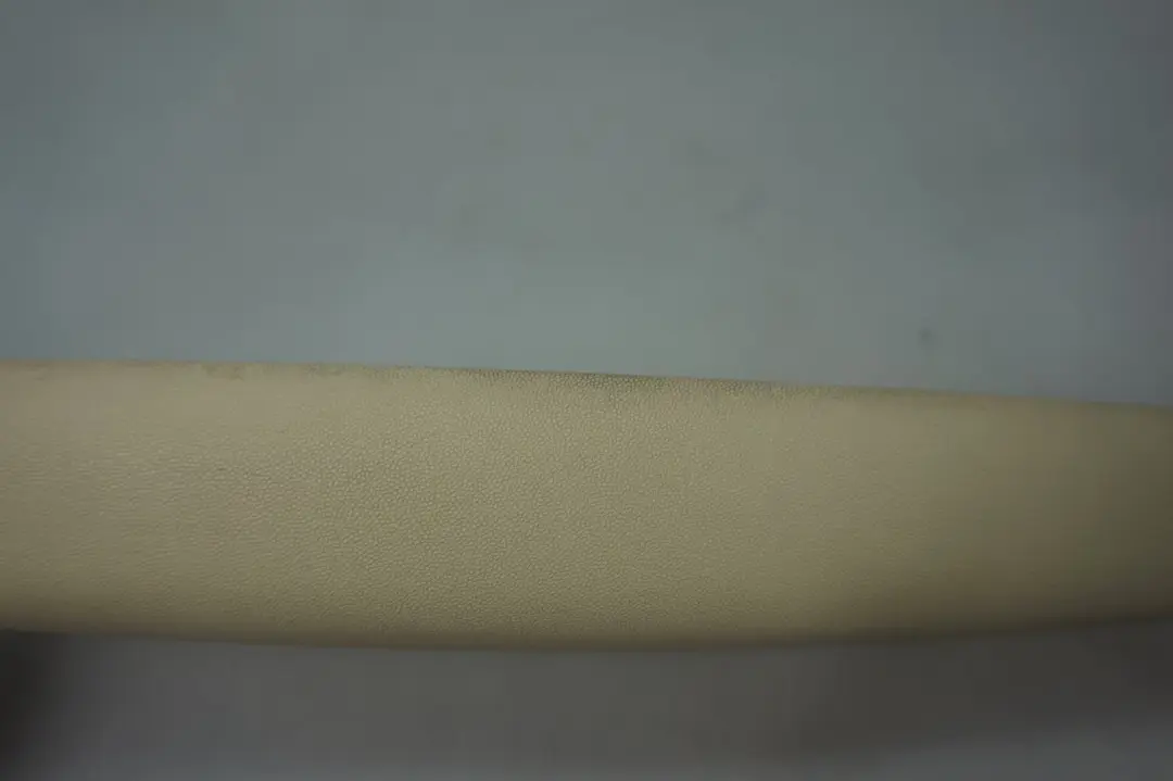 Armrest Cover Trim Front Right Door O/S Cream White to BMW Mini Cooper R55 R56 R57 with Part number 2752474 BMW Mini Cooper R55 R56 R57 Armrest Cover Trim Front Right Door O/S Cream White - SKU rhd-2752474 - Part number 2752474