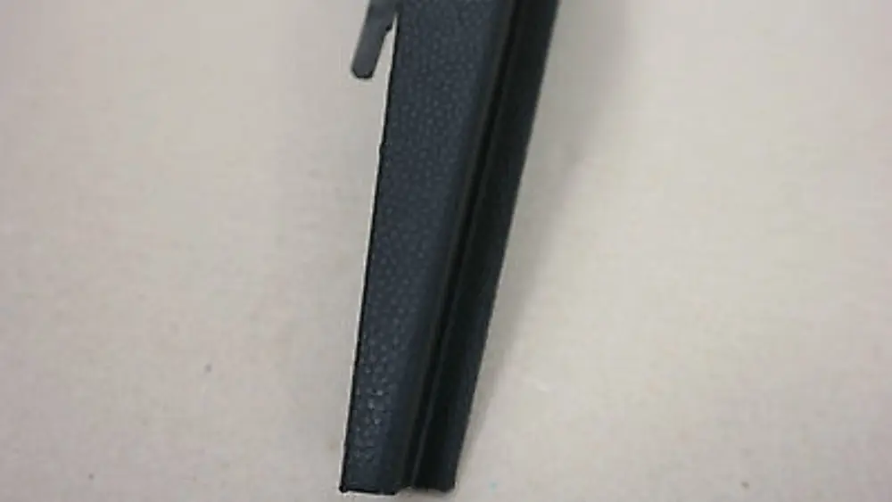 dashboard dash end trim right bottom to BMW MINI Cooper One R55 R56 R57 R58 Cover with Part number 51452755586 BMW MINI Cooper One R55 R56 R57 R58 Cover dashboard dash end trim right bottom - SKU rhd-2755586 - Part number 51452755586