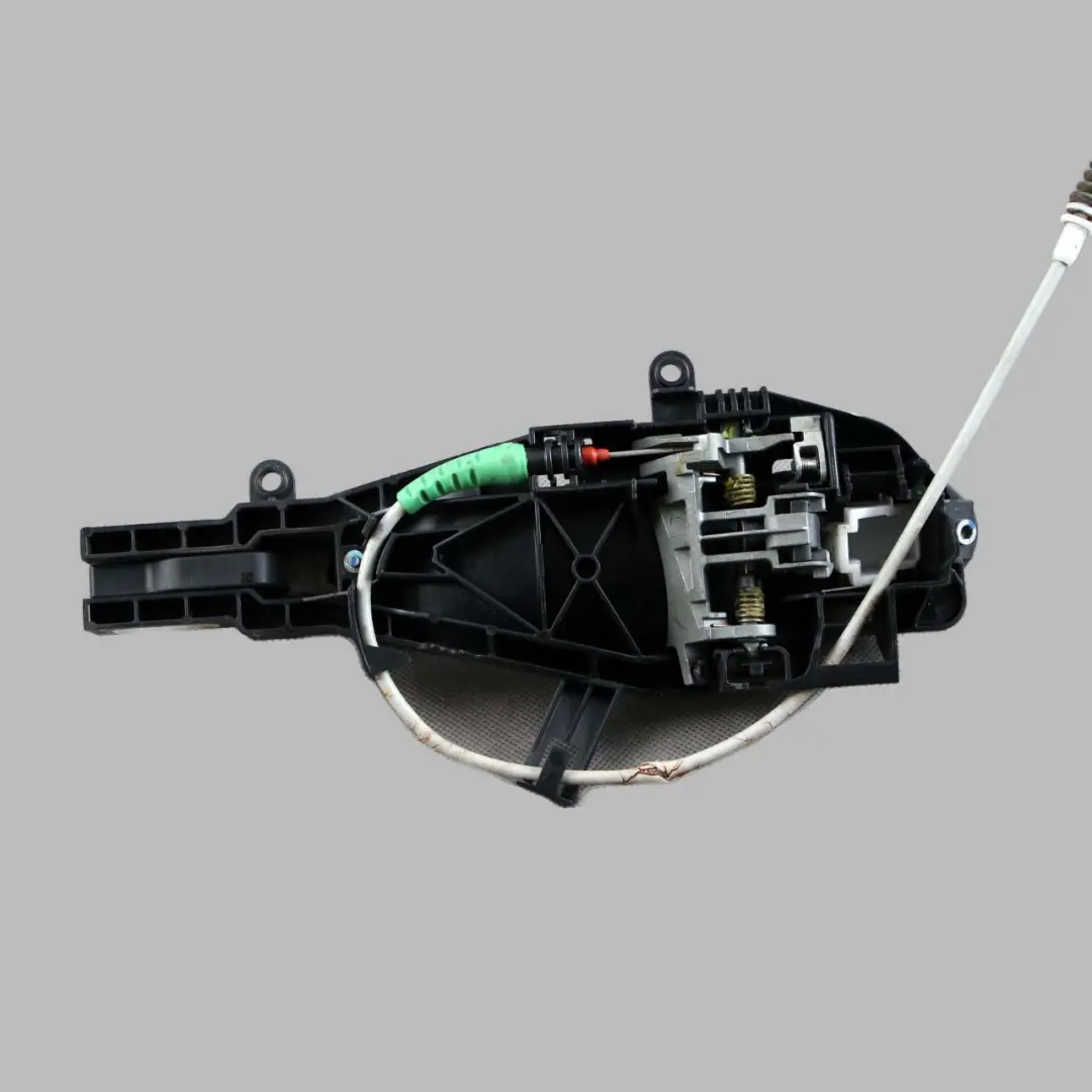 Front Left Door Grab Handle N/S Mineral White Metallic A96 to BMW X1 E84 with Part number 2990415 BMW X1 E84 Front Left Door Grab Handle N/S Mineral White Metallic A96 - SKU rhd-2990415-MW - Part number 2990415