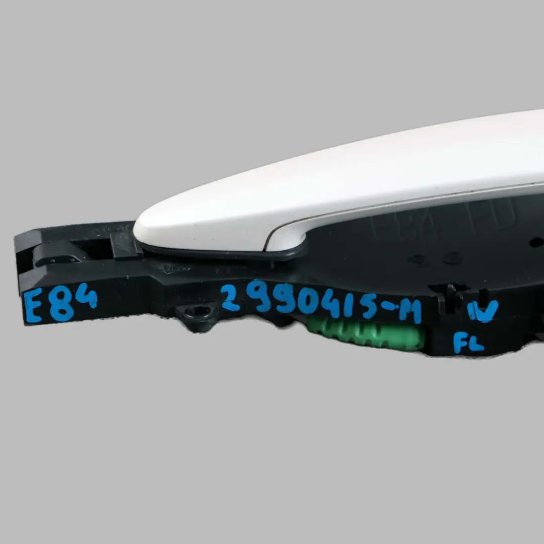 BMW X1 E84 Front Left Door Grab Handle N/S Mineral White Metallic A96 - SKU rhd-2990415-MW - Part number 2990415