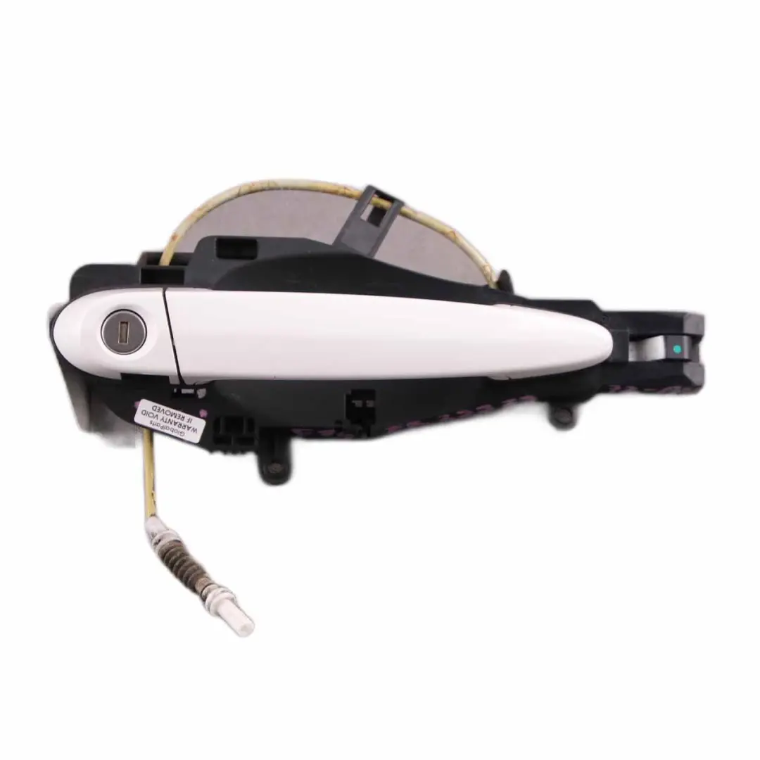 Grab Handle BMW X1 E84 Front Right Outside Door Alpinweiss Alpine White 300 to with Part number 2992972 Grab Handle BMW X1 E84 Front Right Outside Door Alpinweiss Alpine White 300 - SKU rhd-2992972-AW - Part number 2992972