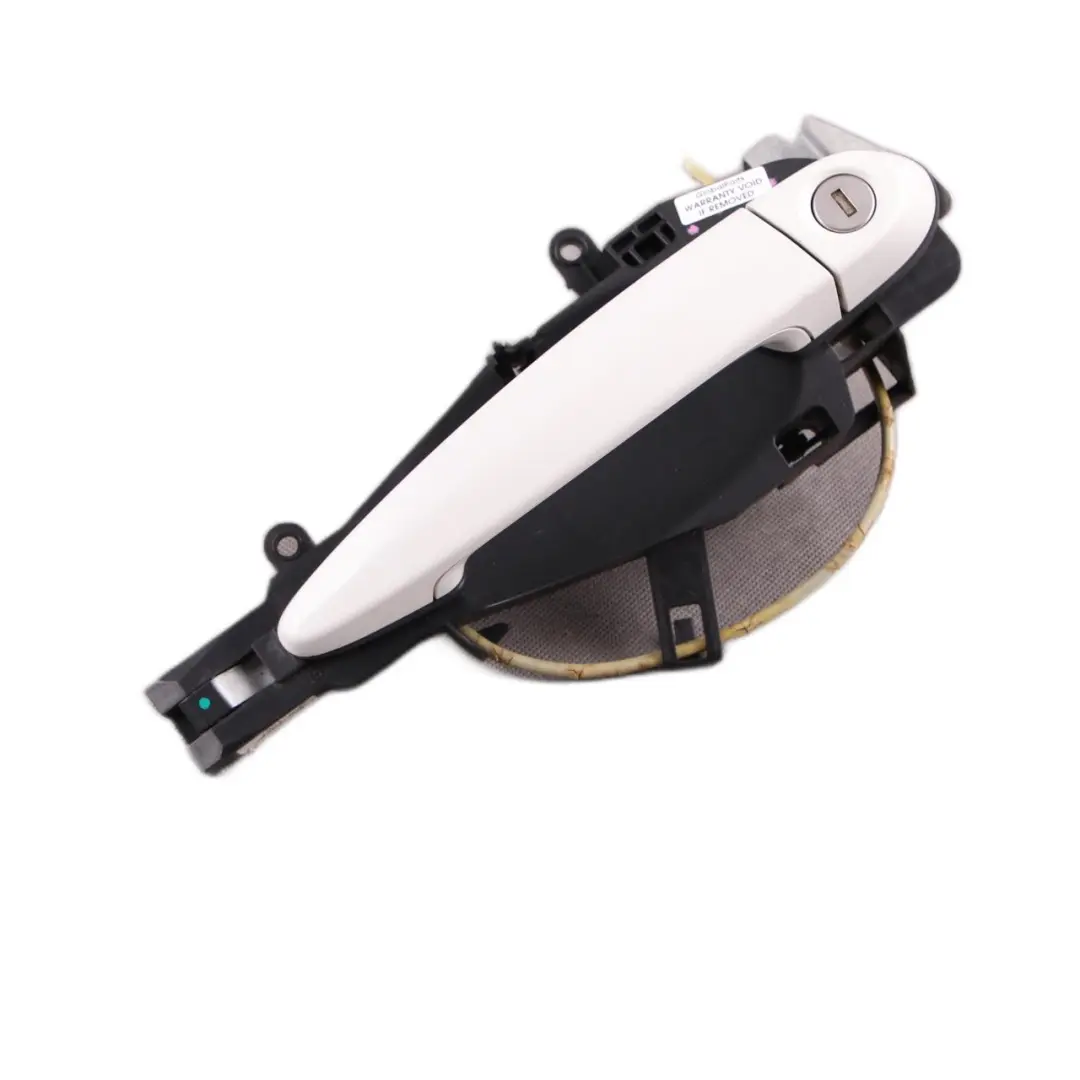 Grab Handle BMW X1 E84 Front Right Outside Door Alpinweiss Alpine White 300 to with Part number 2992972 Grab Handle BMW X1 E84 Front Right Outside Door Alpinweiss Alpine White 300 - SKU rhd-2992972-AW - Part number 2992972