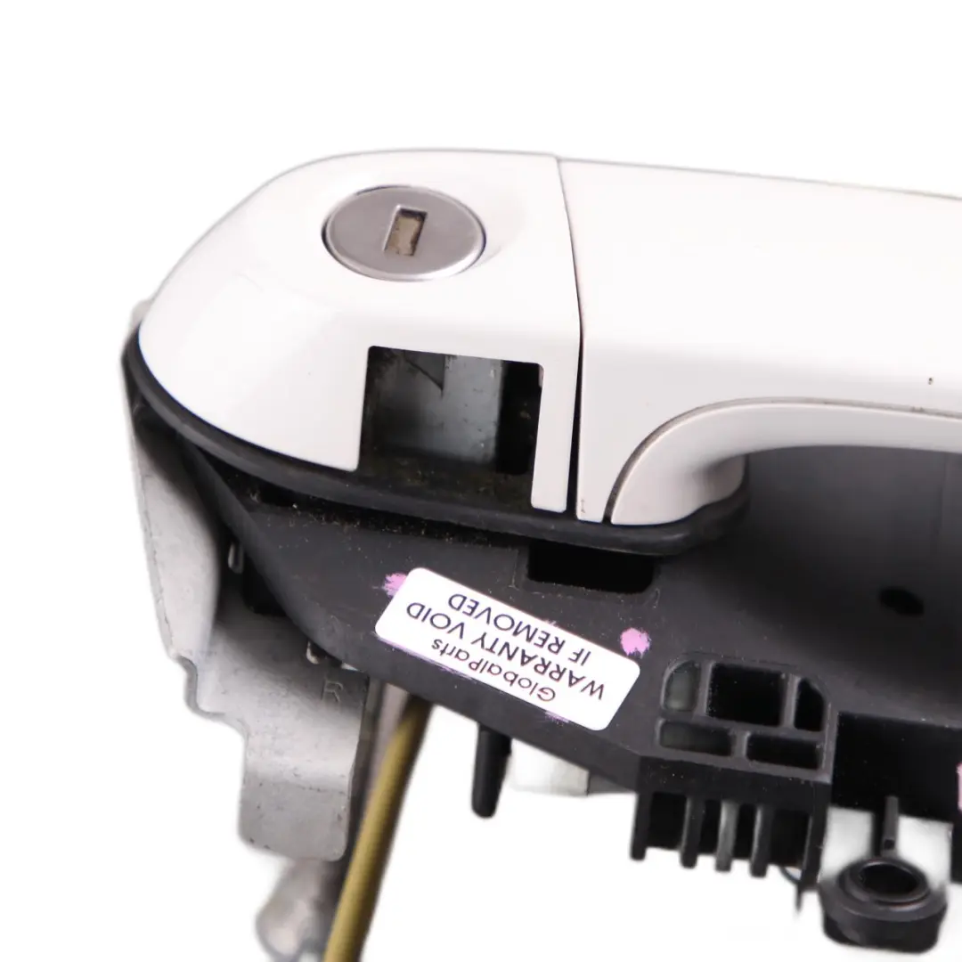 Grab Handle BMW X1 E84 Front Right Outside Door Alpinweiss Alpine White 300 to with Part number 2992972 Grab Handle BMW X1 E84 Front Right Outside Door Alpinweiss Alpine White 300 - SKU rhd-2992972-AW - Part number 2992972