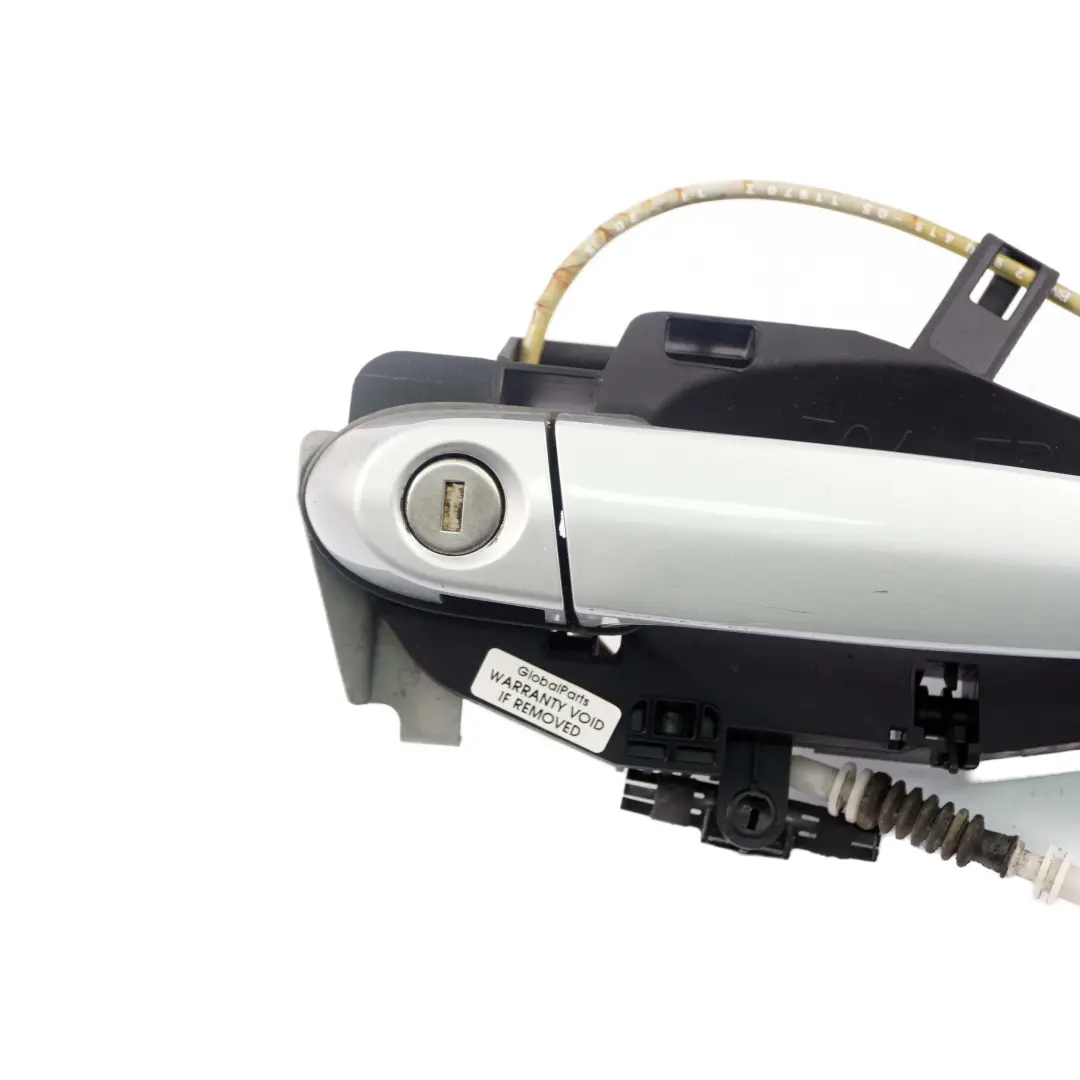 Door Handle Grab Front Right O/S Glacier Silber Silver Metallic A83 to BMW X1 E84 with Part number 2992972 BMW X1 E84 Door Handle Grab Front Right O/S Glacier Silber Silver Metallic A83 - SKU rhd-2992972-GSB - Part number 2992972