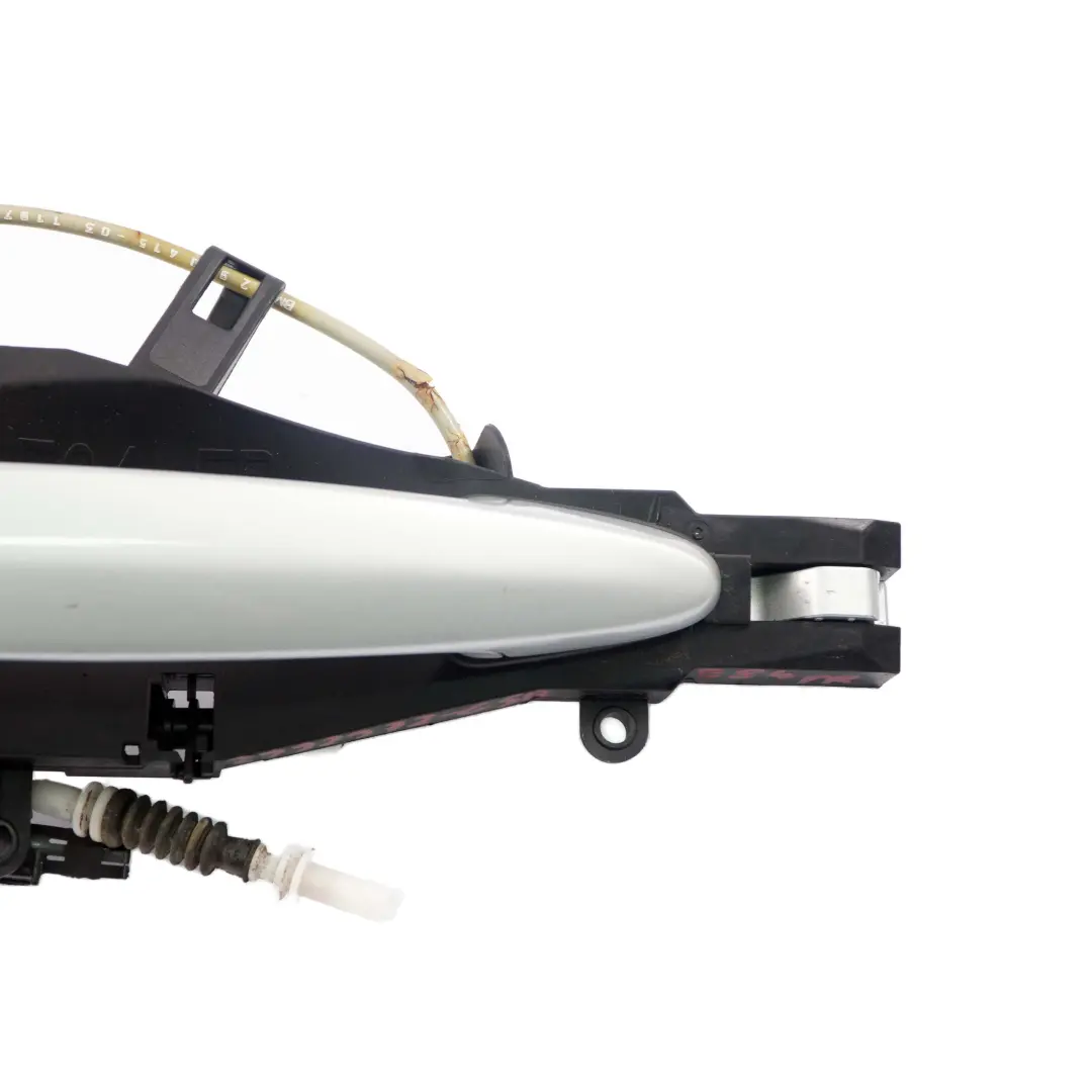 Door Handle Grab Front Right O/S Glacier Silber Silver Metallic A83 to BMW X1 E84 with Part number 2992972 BMW X1 E84 Door Handle Grab Front Right O/S Glacier Silber Silver Metallic A83 - SKU rhd-2992972-GSB - Part number 2992972