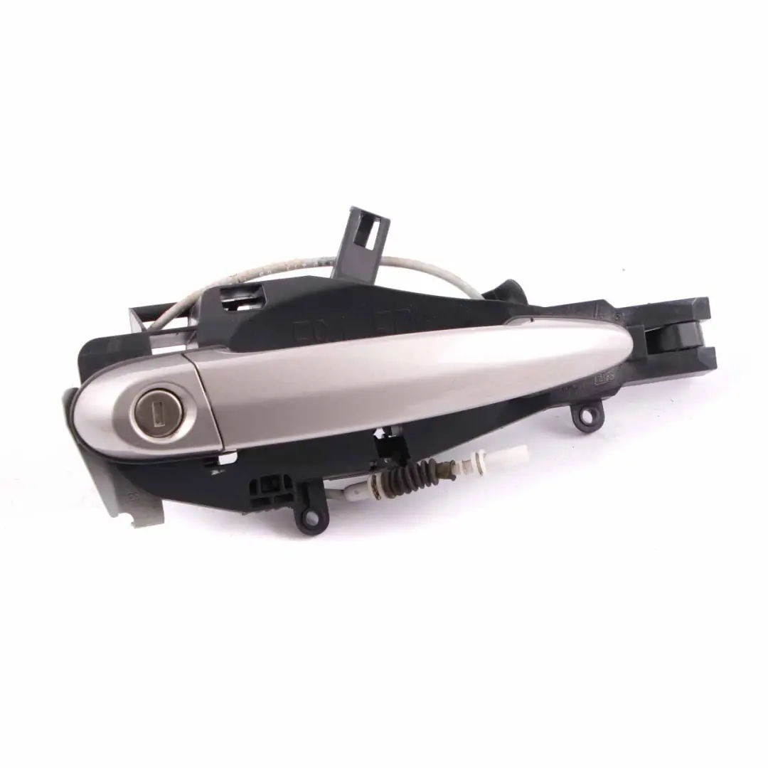 Grab Handle BMW X1 E84 Front Right Outside Door Cashmere Silver Kashmir A72 to with Part number 2992972 Grab Handle BMW X1 E84 Front Right Outside Door Cashmere Silver Kashmir A72 - SKU rhd-2992972-KAS - Part number 2992972