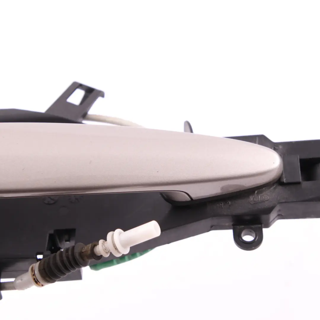Grab Handle BMW X1 E84 Front Right Outside Door Cashmere Silver Kashmir A72 to with Part number 2992972 Grab Handle BMW X1 E84 Front Right Outside Door Cashmere Silver Kashmir A72 - SKU rhd-2992972-KAS - Part number 2992972