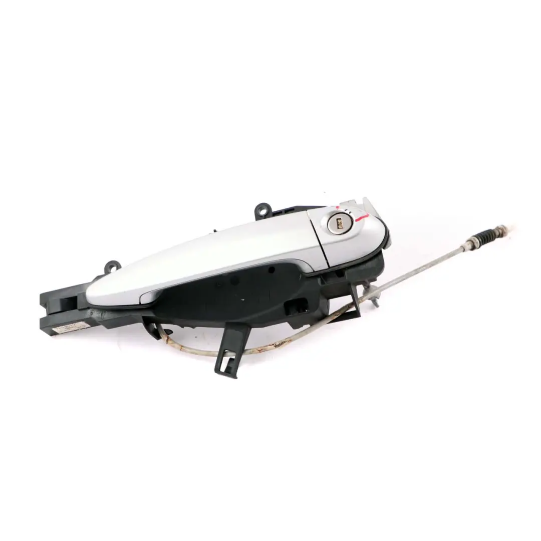 Front Right Door Grab Handle O/S Titansilber Titanium Silver 354 to BMW X1 E84 with Part number 2992972 BMW X1 E84 Front Right Door Grab Handle O/S Titansilber Titanium Silver 354 - SKU rhd-2992972-TS - Part number 2992972