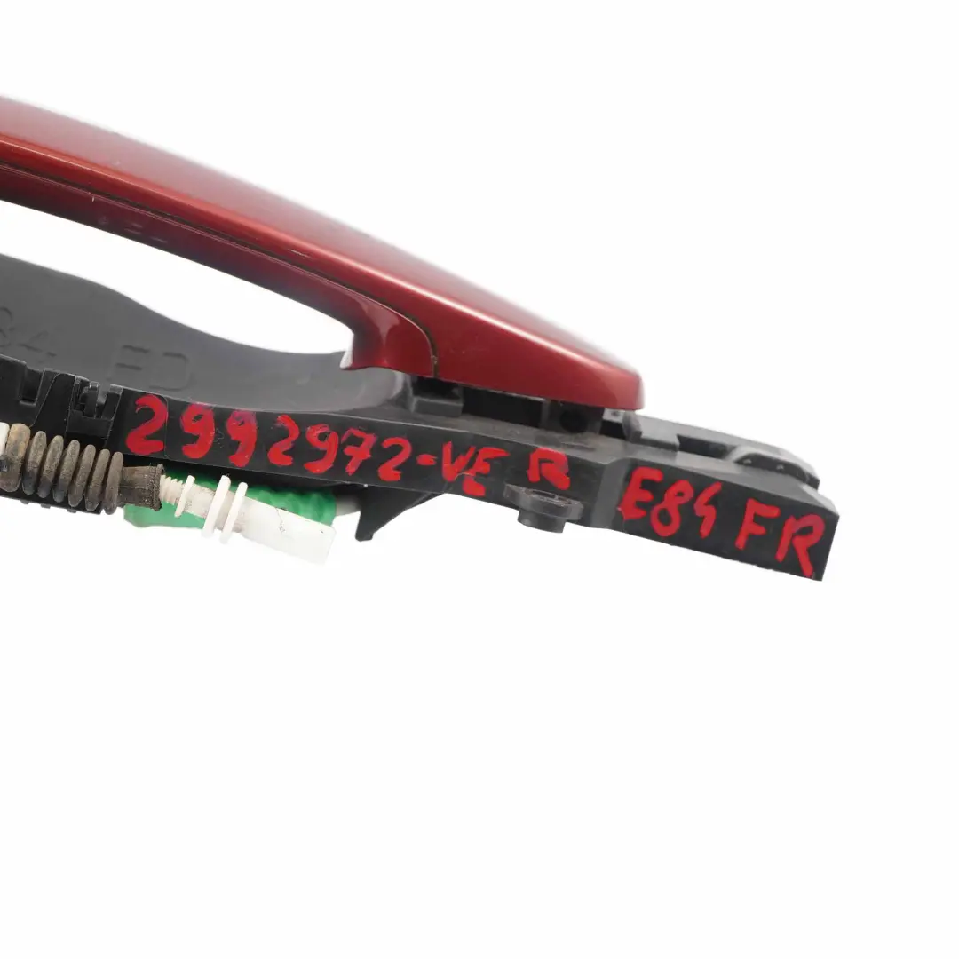 Grab Handle BMW X1 E84 Front Right Outside Door Vermilionrot Vermillion Red A82 to with Part number 2992972 Grab Handle BMW X1 E84 Front Right Outside Door Vermilionrot Vermillion Red A82 - SKU rhd-2992972-VER - Part number 2992972