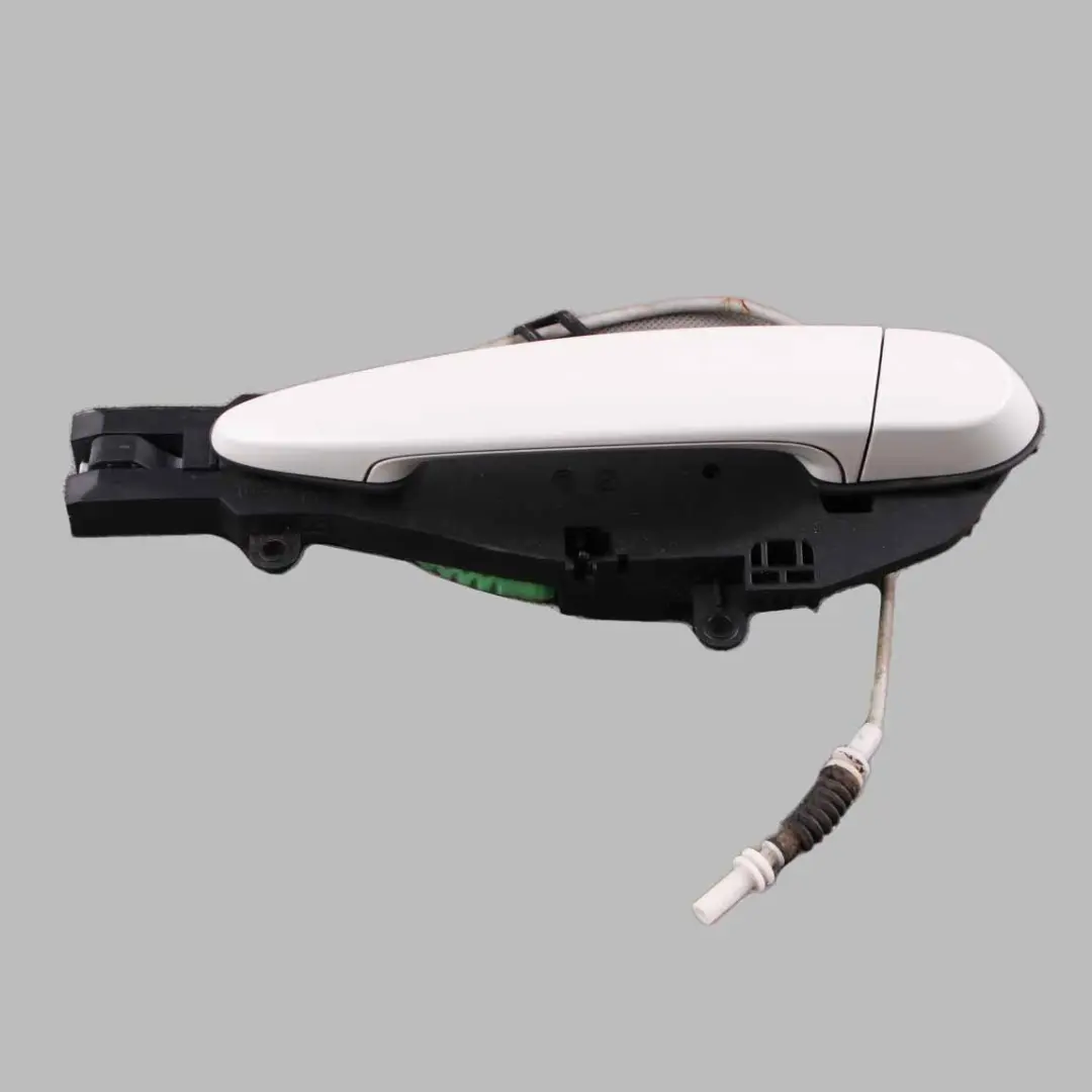 Door Handle Front Left N/S Outside Exterior Grab Alpinweiss - 300 to BMW X1 E84 with Part number 2992973 BMW X1 E84 Door Handle Front Left N/S Outside Exterior Grab Alpinweiss - 300 - SKU rhd-2992973-AW1 - Part number 2992973