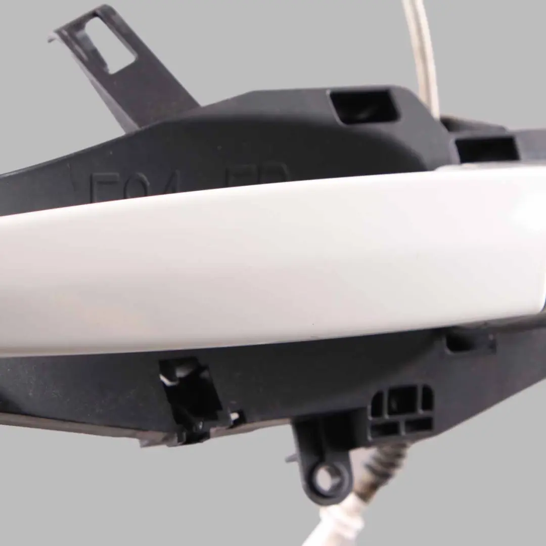 Door Handle Front Left N/S Outside Exterior Grab Alpinweiss - 300 to BMW X1 E84 with Part number 2992973 BMW X1 E84 Door Handle Front Left N/S Outside Exterior Grab Alpinweiss - 300 - SKU rhd-2992973-AW1 - Part number 2992973