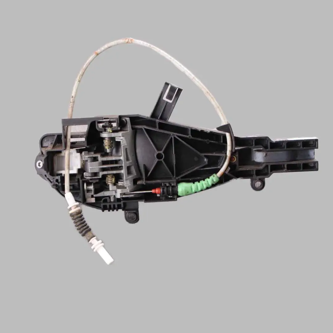 Door Handle Front Left N/S Outside Exterior Grab Alpinweiss - 300 to BMW X1 E84 with Part number 2992973 BMW X1 E84 Door Handle Front Left N/S Outside Exterior Grab Alpinweiss - 300 - SKU rhd-2992973-AW1 - Part number 2992973