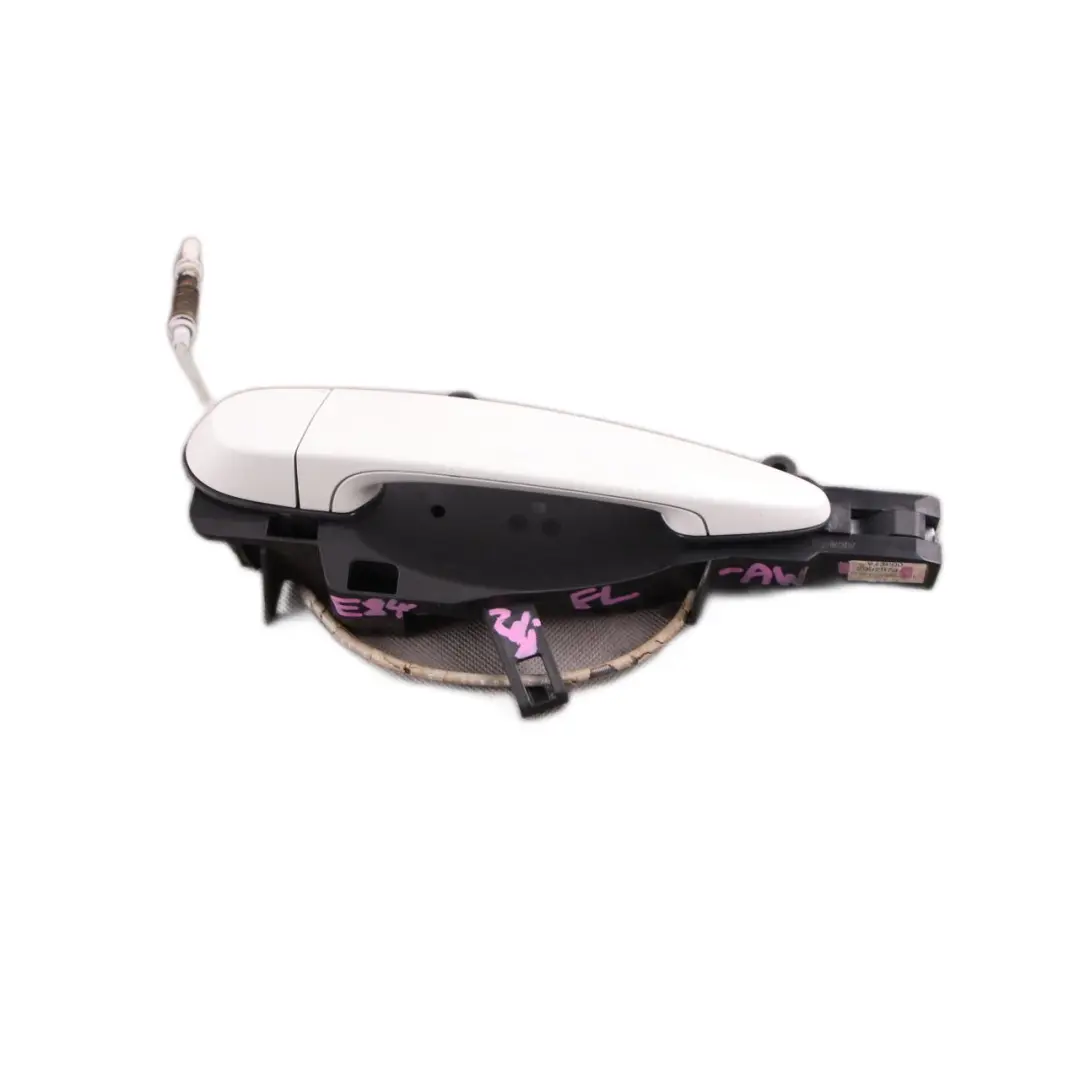 Door Handle BMW X1 E84 Front Left N/S Outside Exterior Grab Alpinweiss 3 - 300 to with Part number 2992973 Door Handle BMW X1 E84 Front Left N/S Outside Exterior Grab Alpinweiss 3 - 300 - SKU rhd-2992973-AW - Part number 2992973