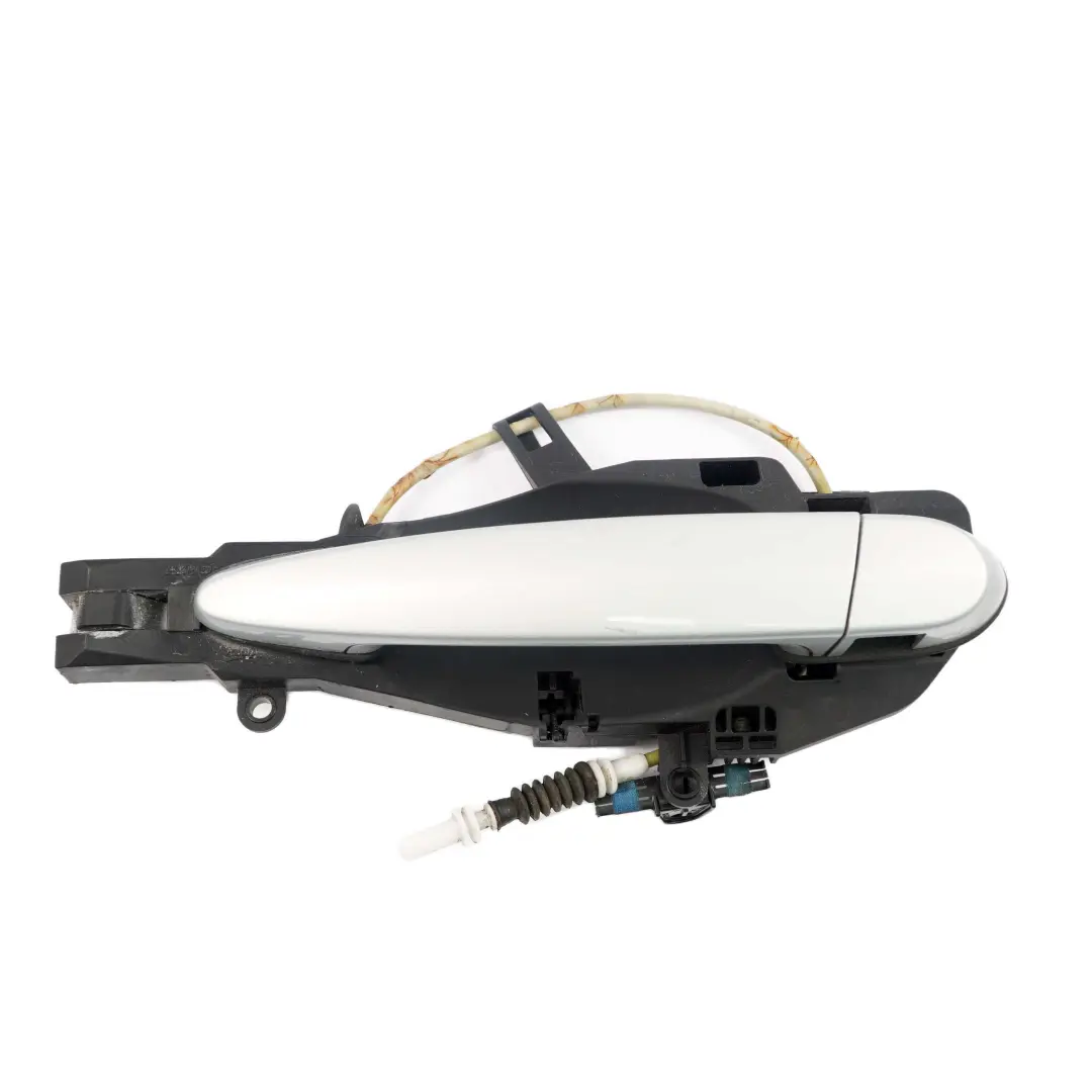 Door Handle Grab Front Left N/S Glacier Silber Silver Metallic A83 to BMW X1 E84 with Part number 2992973 BMW X1 E84 Door Handle Grab Front Left N/S Glacier Silber Silver Metallic A83 - SKU rhd-2992973-GSB - Part number 2992973