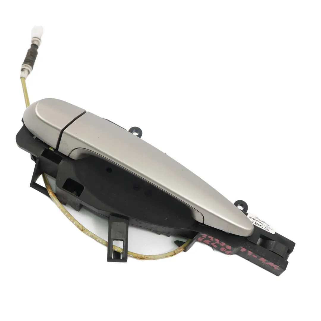 Door Handle BMW X1 E84 Front Left N/S Grab Kaschmirsilber Cashmere Silver A72 to with Part number 2992973 Door Handle BMW X1 E84 Front Left N/S Grab Kaschmirsilber Cashmere Silver A72 - SKU rhd-2992973-KAS - Part number 2992973