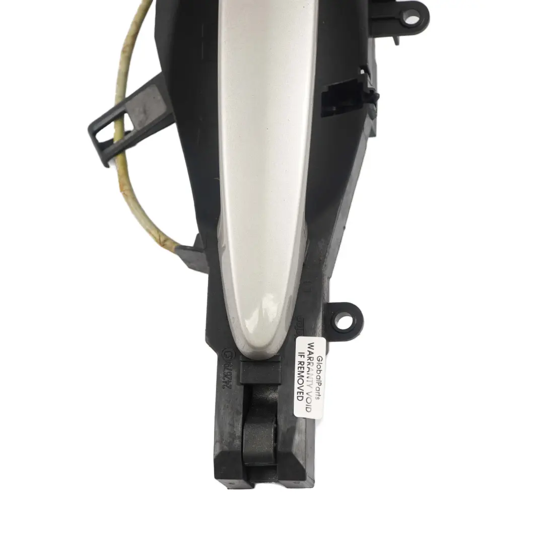 Door Handle BMW X1 E84 Front Left N/S Grab Kaschmirsilber Cashmere Silver A72 to with Part number 2992973 Door Handle BMW X1 E84 Front Left N/S Grab Kaschmirsilber Cashmere Silver A72 - SKU rhd-2992973-KAS - Part number 2992973