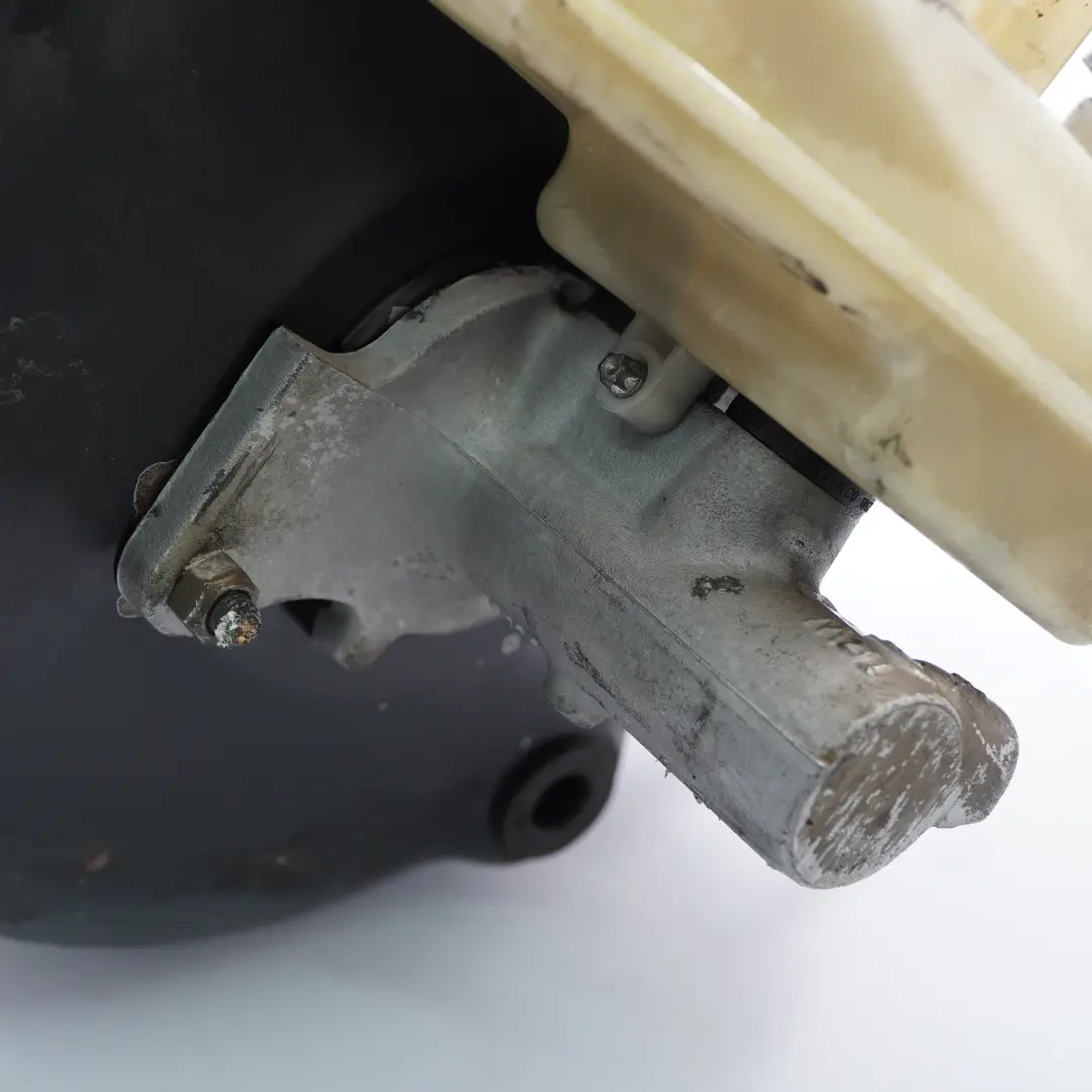 Brake Servo Brake Master Cylinder Booster 2D0612101P to VW Volkswagen LT 35 with Part number 2D0711927 VW Volkswagen LT 35 Brake Servo Brake Master Cylinder Booster 2D0612101P - SKU rhd-2D0711927 - Part number 2D0711927