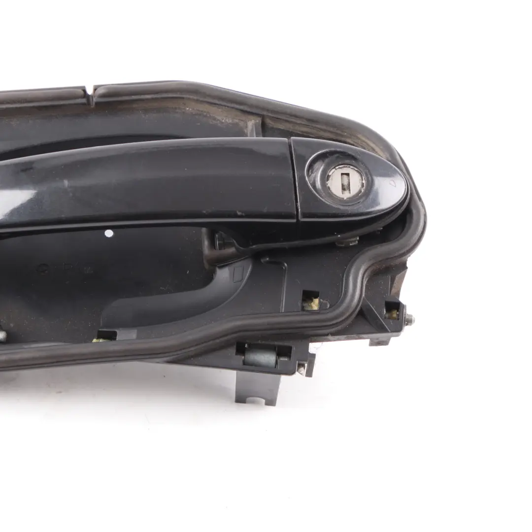 Complete Front Right Grab Handle O/S Black Sapphire Metallic to BMW X3 Series E83 with Part number 3402592 BMW X3 Series E83 Complete Front Right Grab Handle O/S Black Sapphire Metallic - SKU rhd-3402592-BS - Part number 3402592