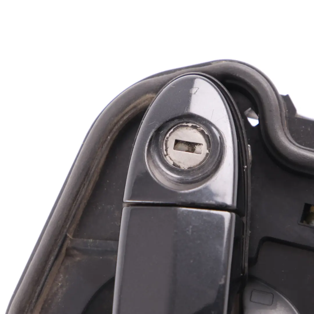 Complete Front Right Grab Handle O/S Black Sapphire Metallic to BMW X3 Series E83 with Part number 3402592 BMW X3 Series E83 Complete Front Right Grab Handle O/S Black Sapphire Metallic - SKU rhd-3402592-BS - Part number 3402592