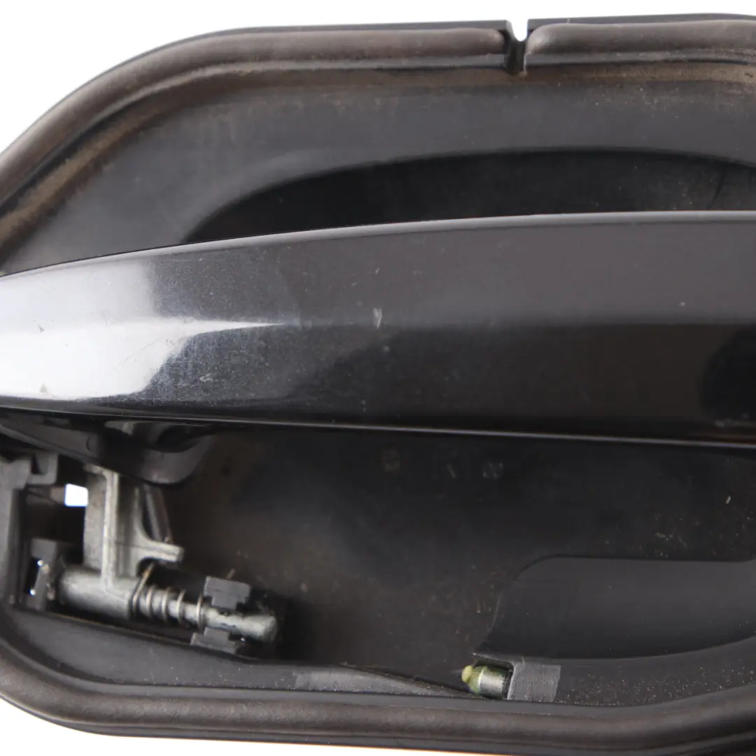 Complete Front Right Grab Handle O/S Black Sapphire Metallic to BMW X3 Series E83 with Part number 3402592 BMW X3 Series E83 Complete Front Right Grab Handle O/S Black Sapphire Metallic - SKU rhd-3402592-BS - Part number 3402592