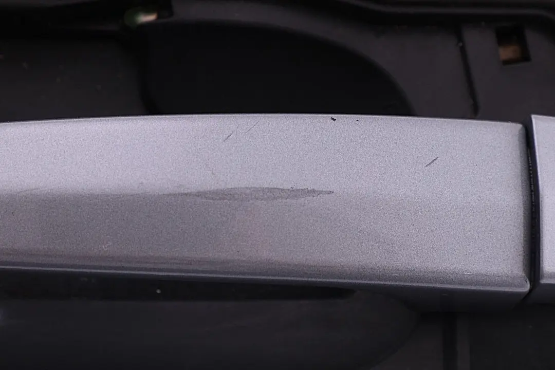 Complete Front Left Grab Handle N/S Silbergrau Silver Grey to BMW X3 Series E83 with Part number 3402592 BMW X3 Series E83 Complete Front Left Grab Handle N/S Silbergrau Silver Grey - SKU rhd-3402592-SBG - Part number 3402592