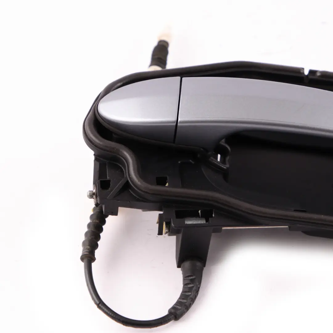 Complete Front Left Grab Handle N/S Silbergrau Silver Grey to BMW X3 Series E83 with Part number 3402592 BMW X3 Series E83 Complete Front Left Grab Handle N/S Silbergrau Silver Grey - SKU rhd-3402592-SBG1 - Part number 3402592