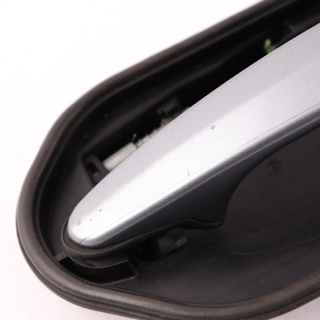 Complete Front Left Grab Handle N/S Silbergrau Silver Grey to BMW X3 Series E83 with Part number 3402592 BMW X3 Series E83 Complete Front Left Grab Handle N/S Silbergrau Silver Grey - SKU rhd-3402592-SBG1 - Part number 3402592